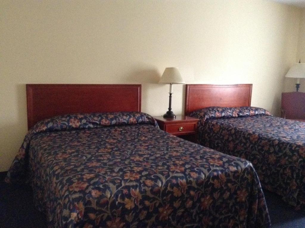 Econo Lodge Laval Bilik gambar